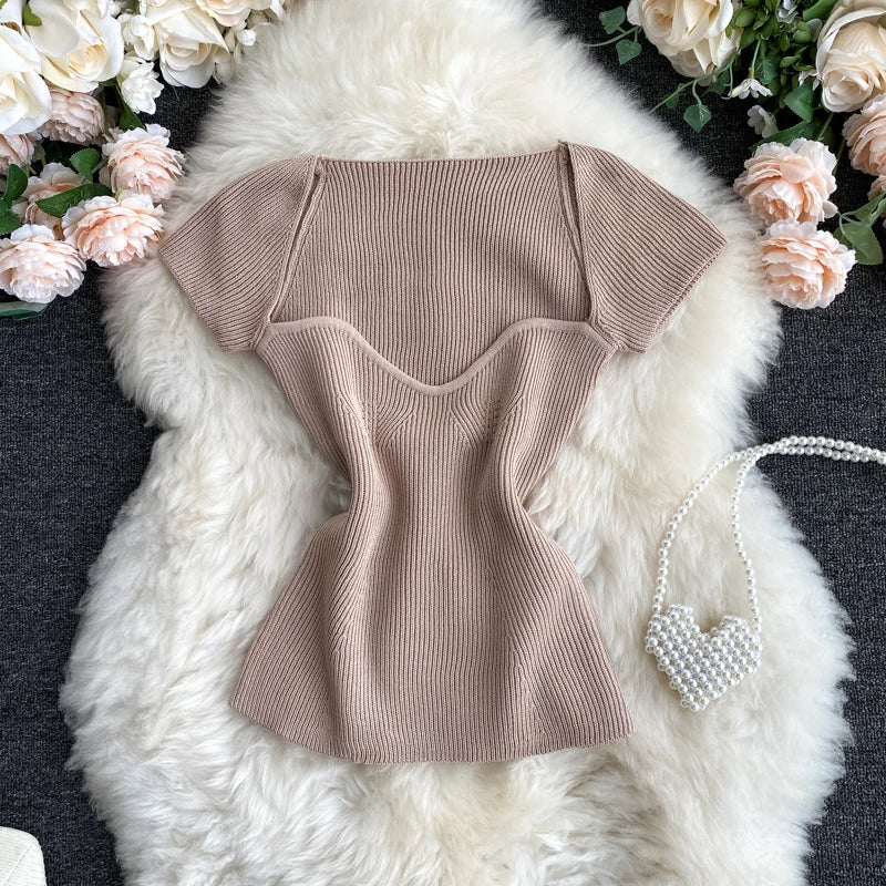 Lumira - Gebreide trekkoord cropped top met V-hals