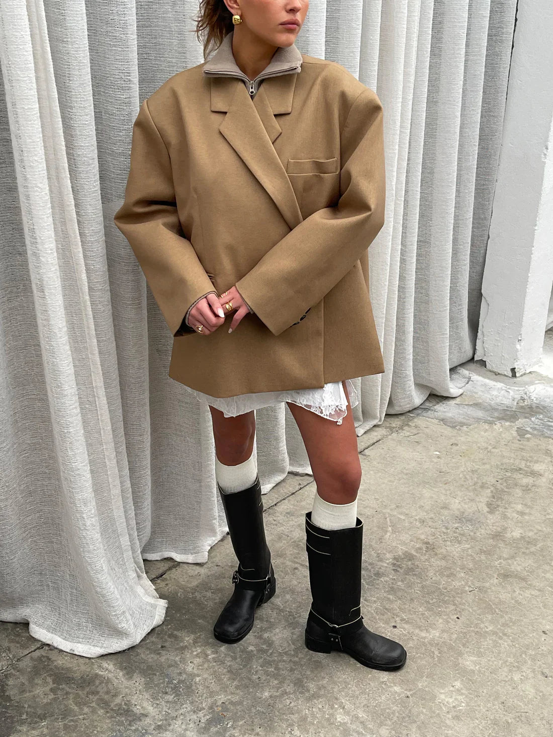 Avyra - Oversized blazer met moderne pasvorm