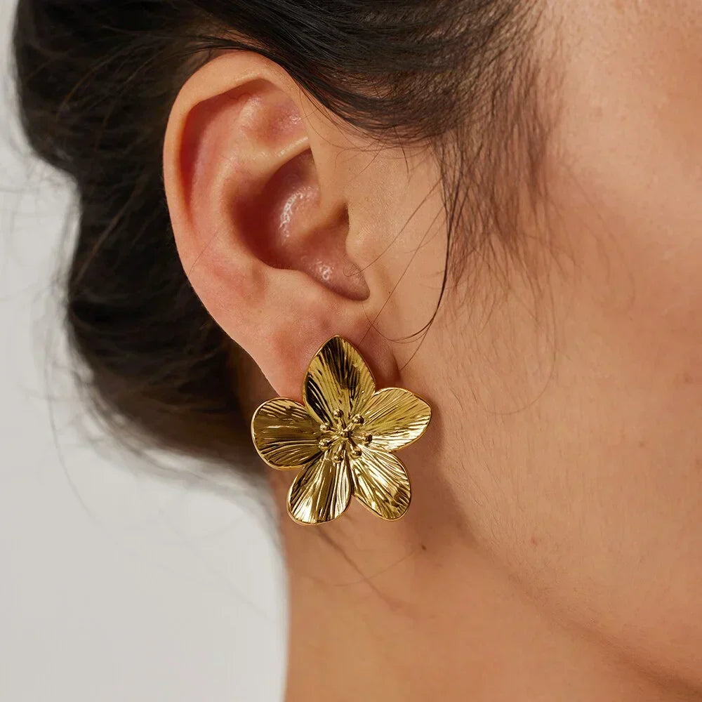 Kirenna – Stijlvolle oorbellen met luxe afwerking