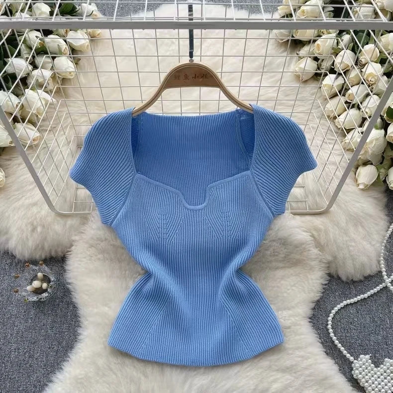 Lumira - Gebreide trekkoord cropped top met V-hals