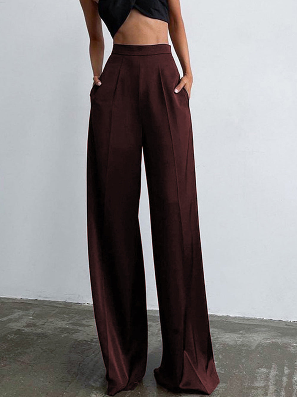 Trenora - Oversized satijnen broek met wijde pasvorm