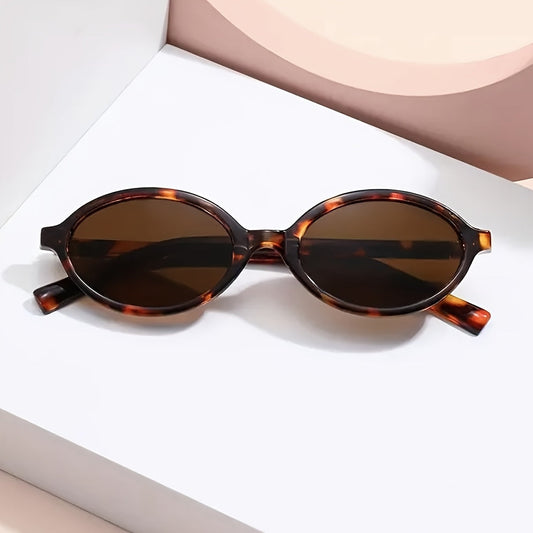 Veloura - Modieuze retro zonnebril met ovale glazen voor vrouwen