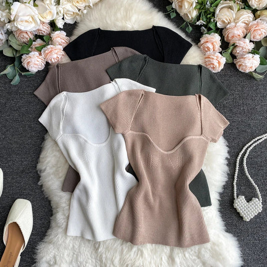 Lumira - Gebreide trekkoord cropped top met V-hals